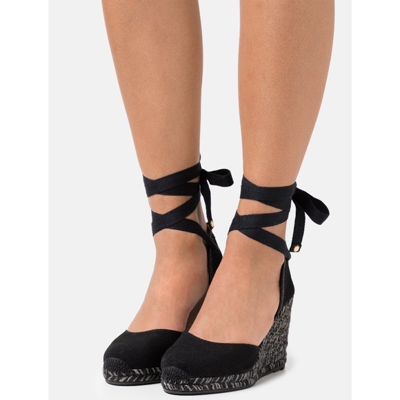 Stuart Weitzman Marguerita Wedge Espadrilles - Picture 2 of 9